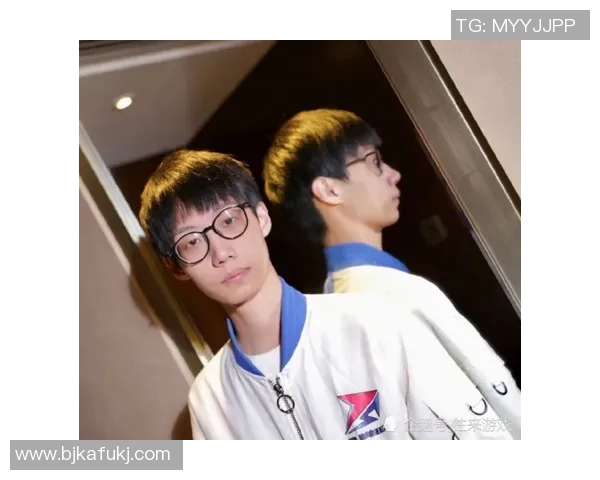 OMG战队逆袭LGD成功夺冠展现强大实力与团队默契 OMG战队逆袭LGD成功夺冠展现强大实力与团队默契