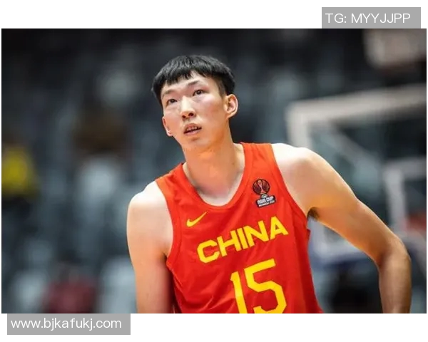 周琦在CBA联赛中创下新纪录堪称中国篮球新希望