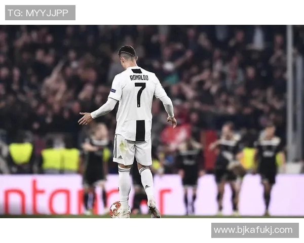 尤文图斯老将C罗本赛季状态回勇,领跑意甲射手榜 尤文图斯老将C罗本赛季状态回勇,领跑意甲射手榜