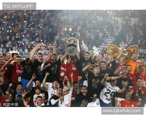 瓦伦西亚换帅后首胜重返前十积分榜格局渐现差距